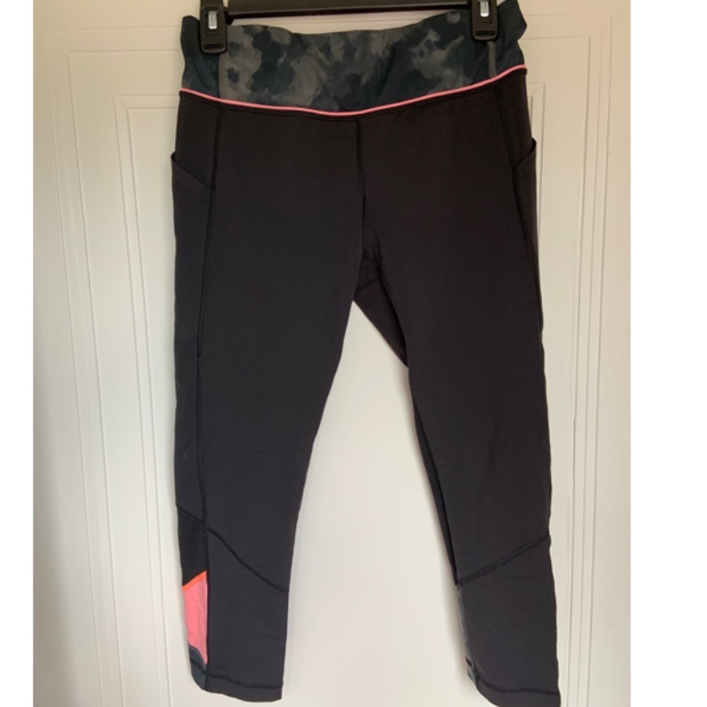 Lululemon yoga capri